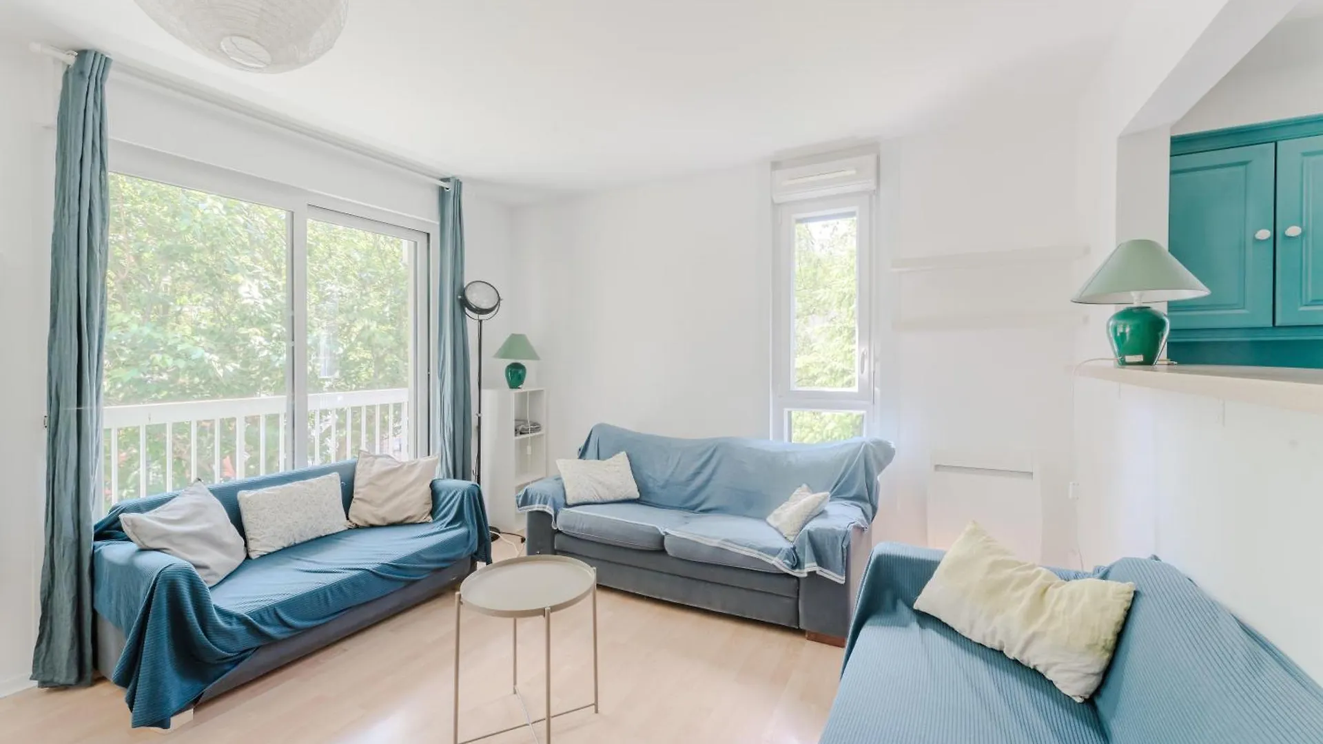 릴 Magnifique 3 Pieces Avec Parking Prive Et Balcon 아파트