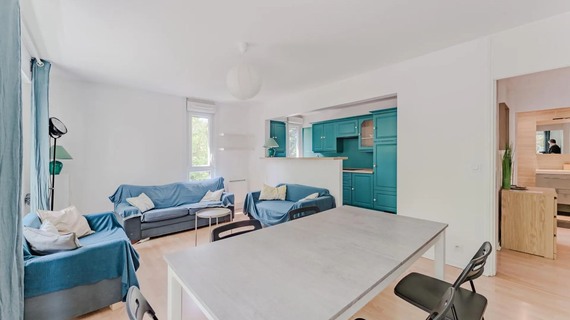 릴 Magnifique 3 Pieces Avec Parking Prive Et Balcon 아파트